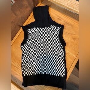 Black and White Checkered Sleeveless Turtleneck Sweater